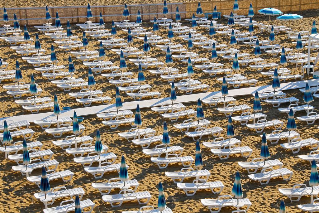 Hotel Club Helios Noto Buitenkant foto