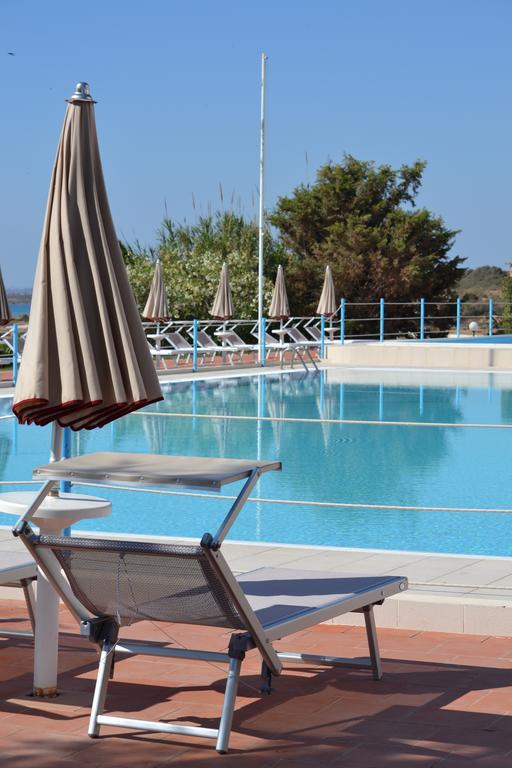 Hotel Club Helios Noto Buitenkant foto